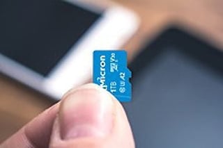 Micron.1TB.SDcard
