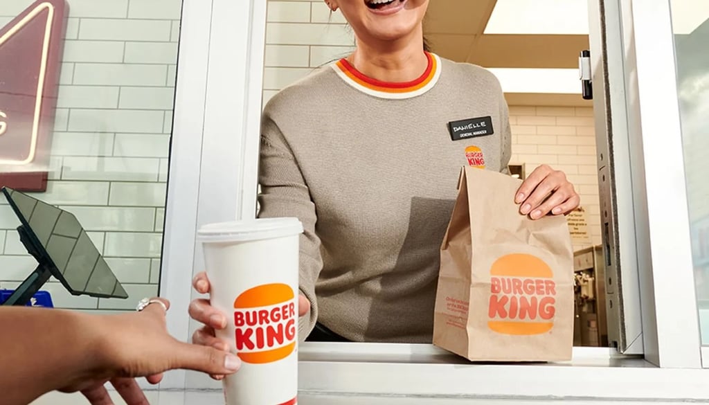 burger king server with headset assistant
