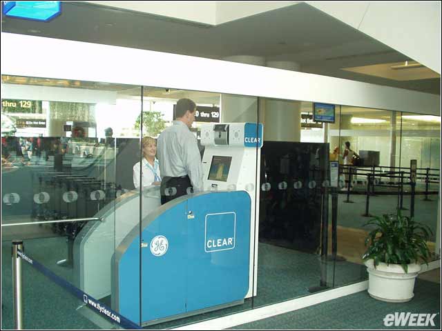 10 - Airport Security Wait Times Saves Users Time