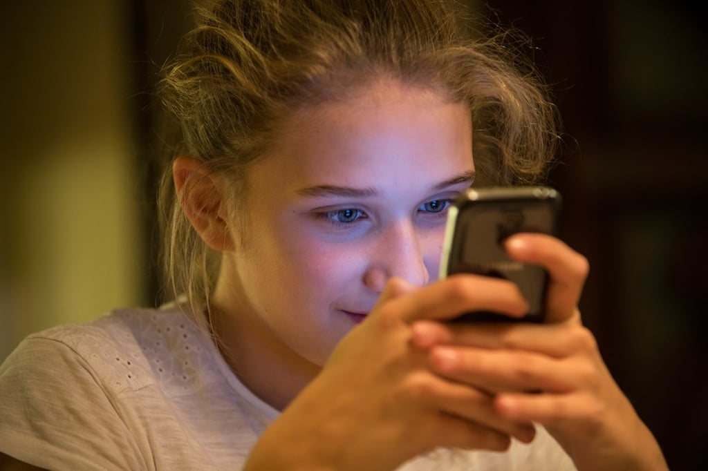 AI Chatbots Help Teens Plan Violence, Study Reveals