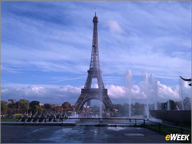 14 - Looking at Real Clouds and the Eiffel Tower