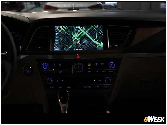 7 - Hyundai Genesis 5.0 Has Built-In Carbon Dioxide Sensor