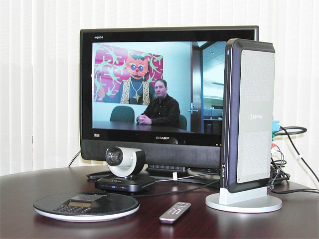 eWEEK Labs Walk-Through: LifeSize Communications’ LifeSize Room