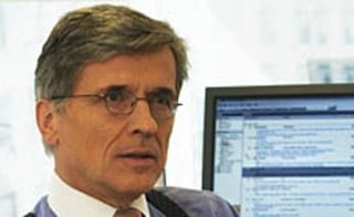 FCC Pick Wheeler Will Sell AT&T, Verizon Stock, If Appointed