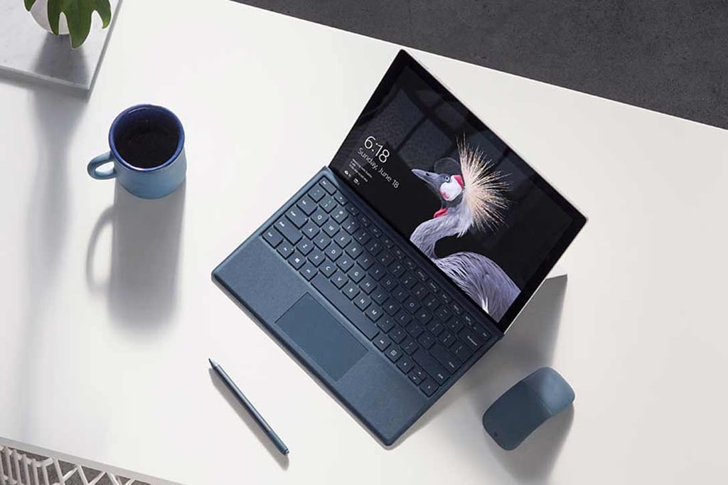 Surface Pro hybrid 2017 2