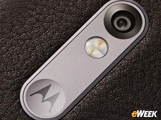 A Top-Notch Camera for a Top-Notch Device