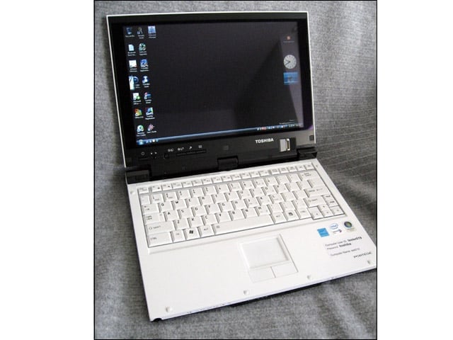 eWEEK Labs Walk-Through: Toshiba Port- R400