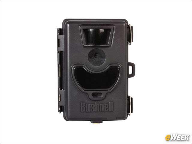 11 - Bushnell Wireless 640TVL Is Built for Outdoor Use
