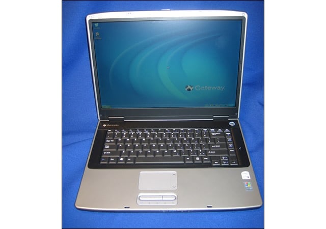 eWEEK Labs Walk-Through: Gateway M465-E