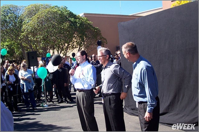 Sun Introduces New Portable Data Center—in Its Own Parking Lot
