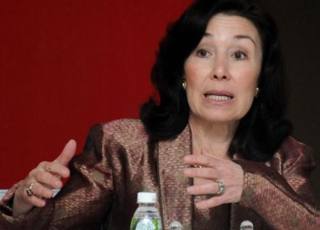 Oracle Q2 Earnings Mixed, co-CEO Joins Trump Transition Team