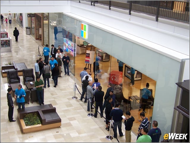 Microsoft Shows It Can Get Buyers to Line Up, Too