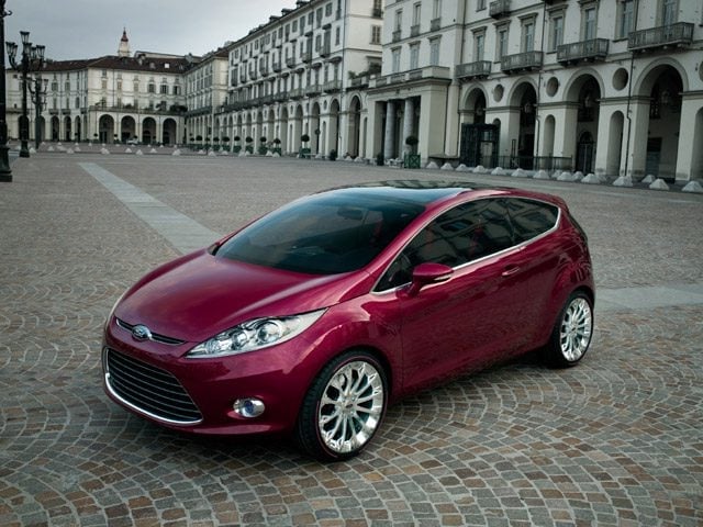 Ford Unveils Verve Concept Car