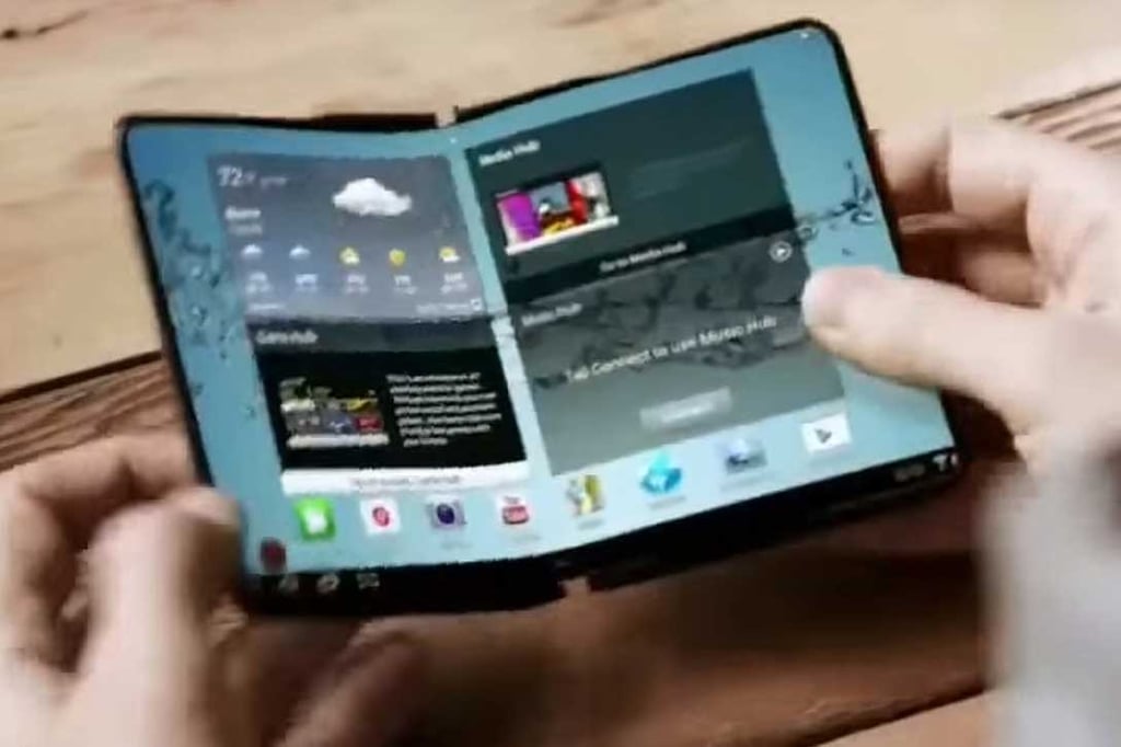 1088_SamsungFoldablePhone