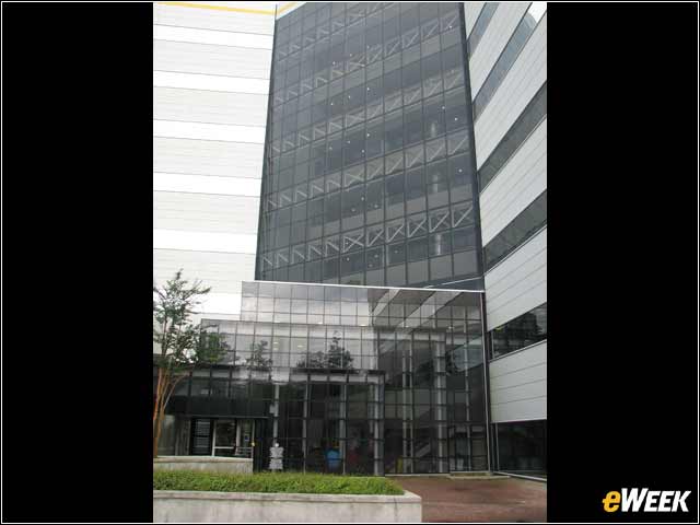 2 - Entering Into the HP Labs