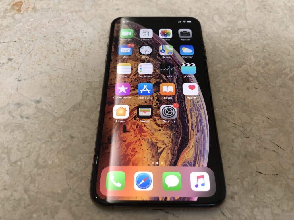 iPhoneXS
