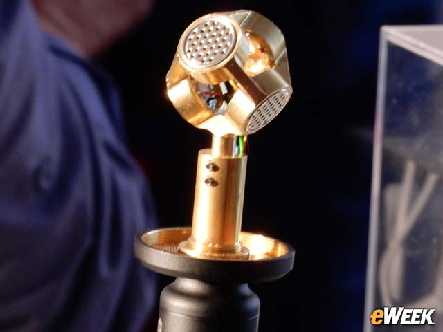 Sennheiser Microphone Delivers 360-Degree Sound