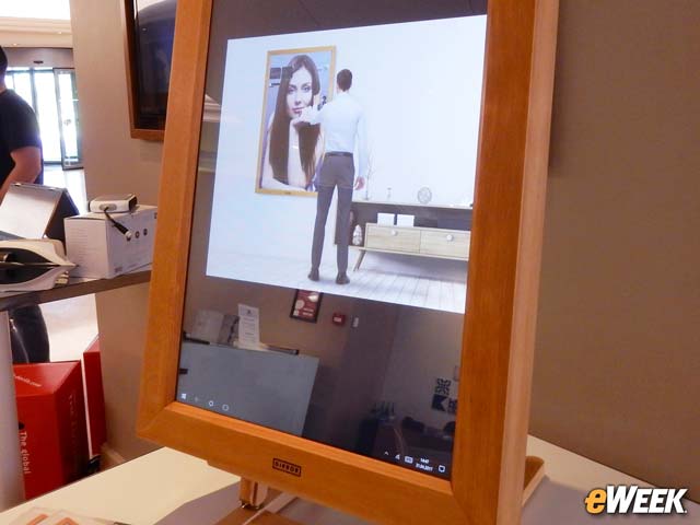 Windows 10 Computer Looks Like a Mirror