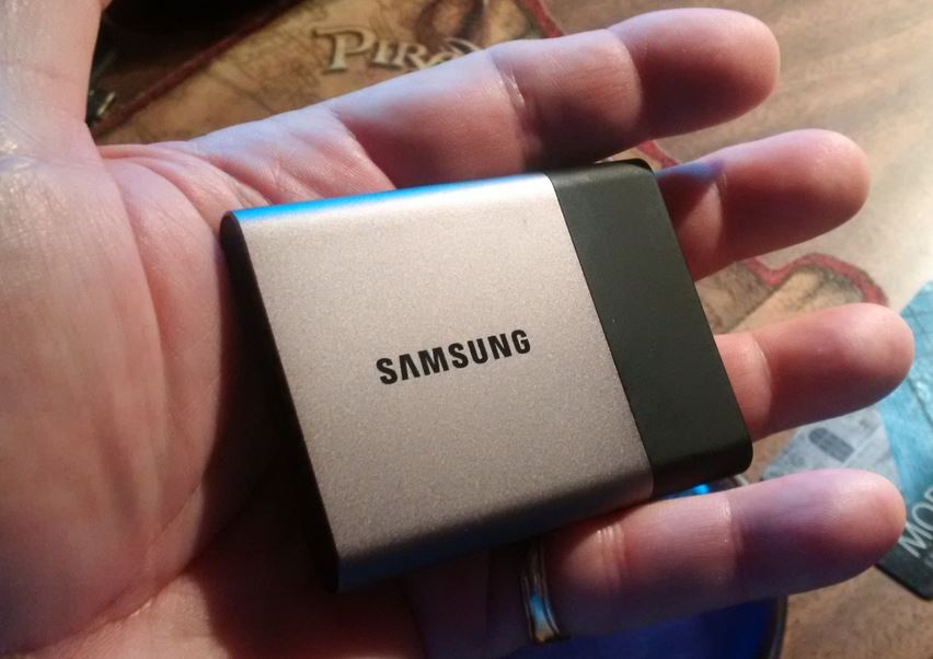 Samsung’s Portable SSD T3 May Be Tiny but Holds Plenty