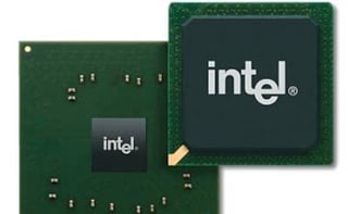 Intel Stays on Financial Targets for Fiscal Year, Q4