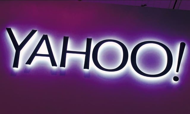 Yahoo’s Loss Widens, No Bidders Step Up to Save It