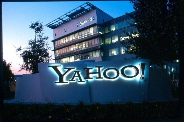 Yahoo Board Chairman Amoroso Resigns After One Year