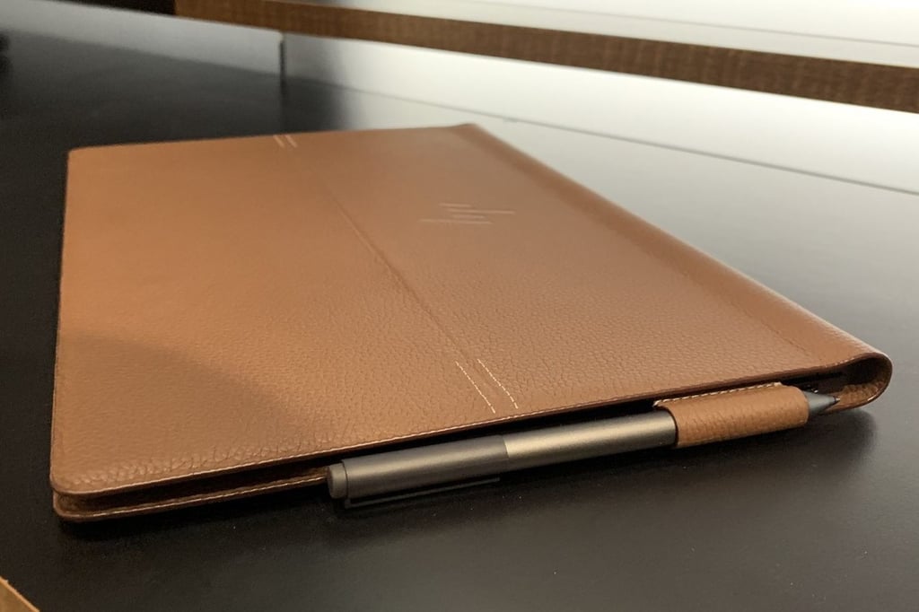 HP.Spectre.Folio.leather
