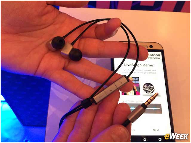 9 - Earbuds