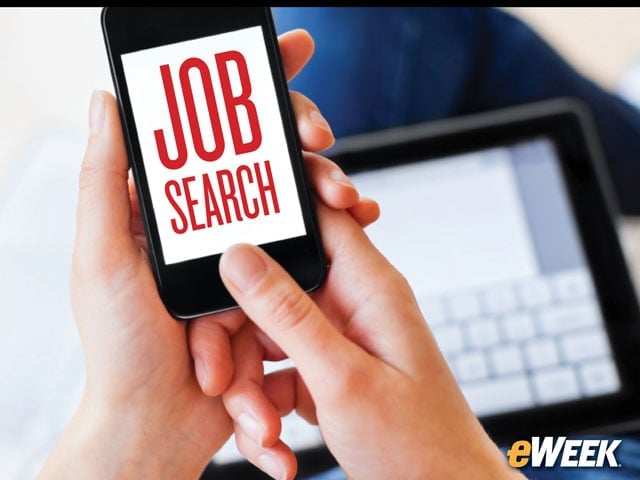 Smartphones, Tablets Play Expanding Role in Job Searches