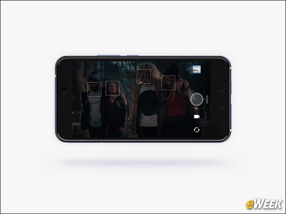 4 - The U11 Has a High-Quality Camera