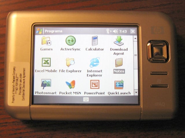 eWEEK Labs Walk-Through:<br />HP iPAQ rx5900