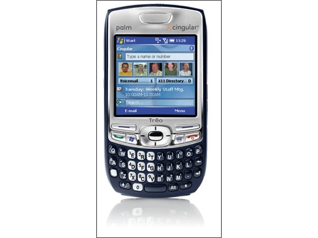 Palms Treo 750 Makes Debut