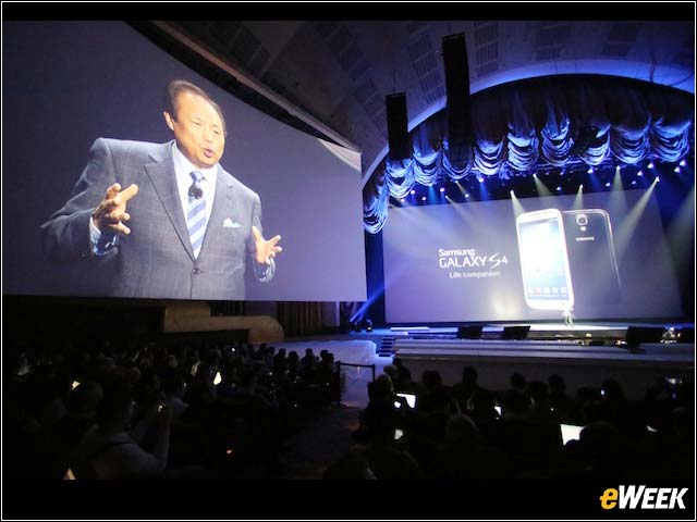 Samsung Introduces the Galaxy S 4