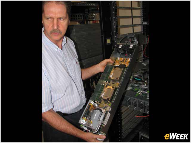 6 - Facebook's Winterfell Servers